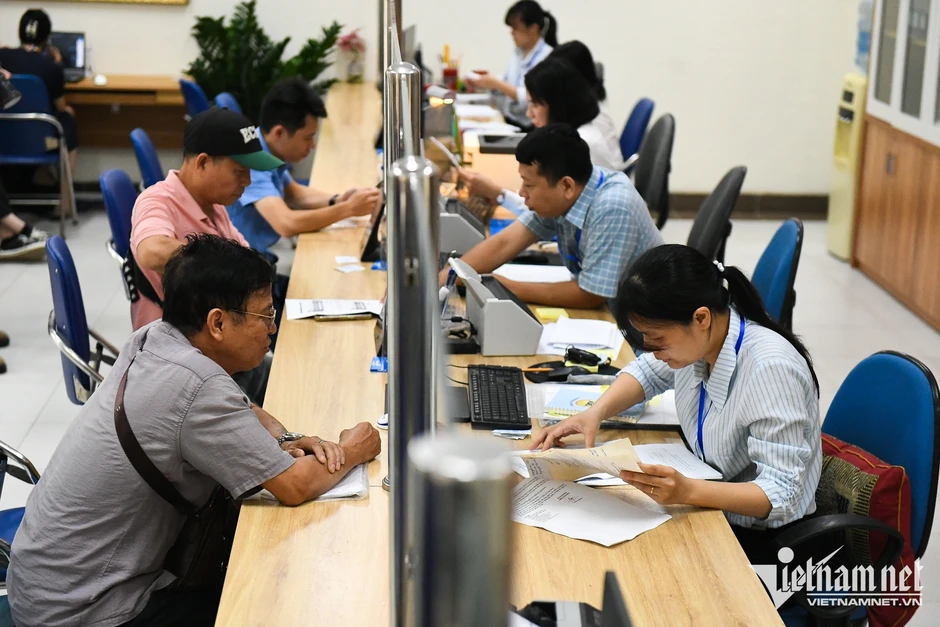 Thủ tướng chỉ đạo tinh giản biên chế công chức năng lực yếu kém, thiếu trách nhiệm Thủ tướng chỉ đạo tinh giản biên chế công chức năng lực yếu kém, thiếu trách nhiệm