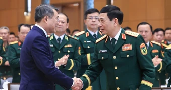 Thủ tướng chia sẻ thông điệp "giữa đổ nát, Việt Nam mang đến hy vọng”