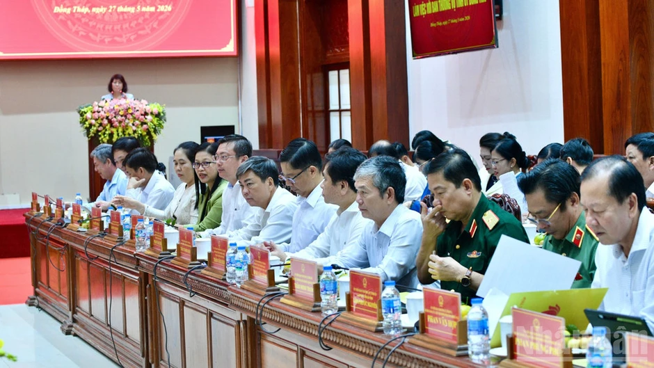 Thủ tướng Chính phủ Lê Minh Hưng làm việc với Ban Thường vụ Tỉnh ủy Đồng Tháp Thủ tướng Chính phủ Lê Minh Hưng làm việc với Ban Thường vụ Tỉnh ủy Đồng Tháp