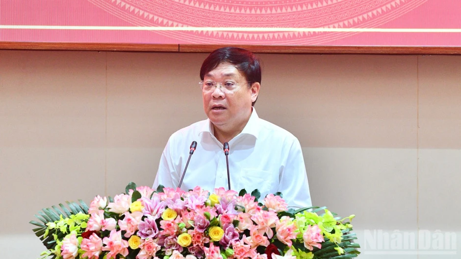 Thủ tướng Chính phủ Lê Minh Hưng làm việc với Ban Thường vụ Tỉnh ủy Đồng Tháp Thủ tướng Chính phủ Lê Minh Hưng làm việc với Ban Thường vụ Tỉnh ủy Đồng Tháp