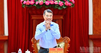 Thủ tướng Chính phủ Lê Minh Hưng làm việc với Ban Thường vụ Tỉnh ủy Đồng Tháp