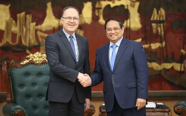 Thủ tướng Chính phủ Phạm Minh Chính làm việc với Đại sứ Nga Thủ tướng Chính phủ Phạm Minh Chính làm việc với Đại sứ Nga