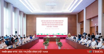 Thủ tướng Chính phủ và Chủ tịch Quốc hội gặp mặt lãnh đạo các cơ quan báo chí