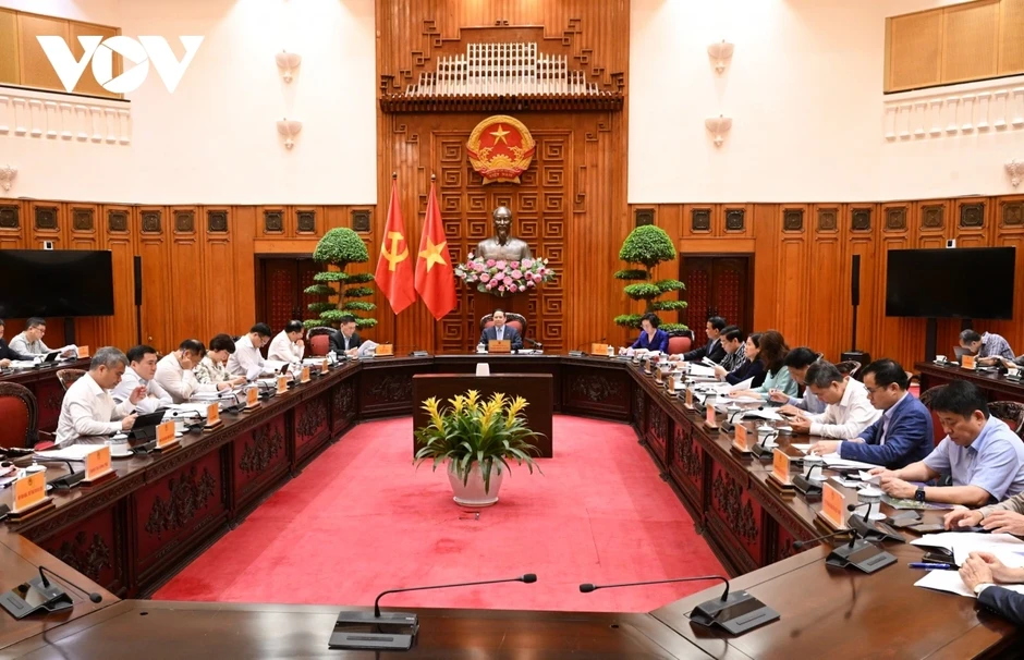 Thủ tướng: Chủ động đáp ứng đủ nhu cầu năng lượng cho sản xuất, kinh doanh Thủ tướng: Chủ động đáp ứng đủ nhu cầu năng lượng cho sản xuất, kinh doanh