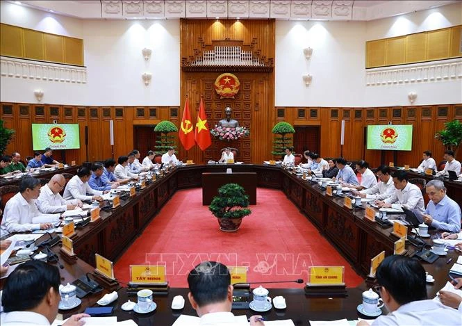 Thủ tướng chủ trì phiên họp về tổ chức thi hành án, thu hồi tài sản bị chiếm đoạt, thất thoát trong các vụ án Thủ tướng chủ trì phiên họp về tổ chức thi hành án, thu hồi tài sản bị chiếm đoạt, thất thoát trong các vụ án