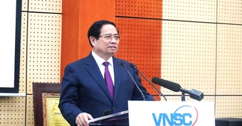 Thủ tướng: Công nghệ vũ trụ là lĩnh vực chiến lược cần ưu tiên đầu tư