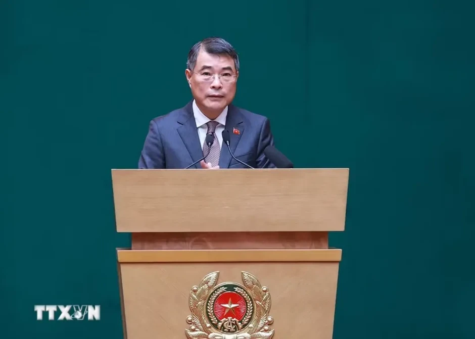 Thủ tướng dự Hội nghị sơ kết công tác công an 6 tháng đầu năm 2026 Thủ tướng dự Hội nghị sơ kết công tác công an 6 tháng đầu năm 2026