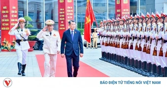 Thủ tướng dự lễ đón nhận danh hiệu Anh hùng LLVTND của Công an Hải Phòng