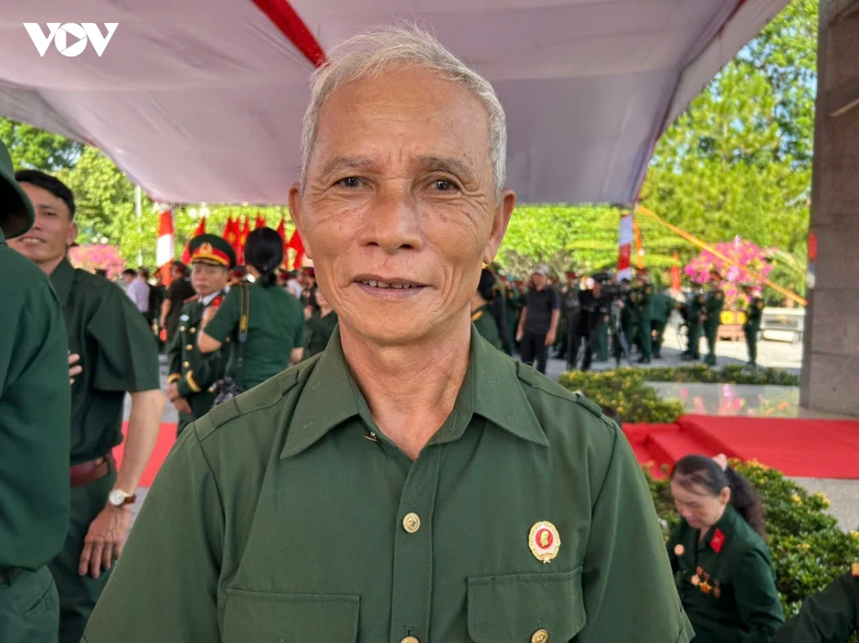Thủ tướng dự Lễ truy điệu, an táng 28 hài cốt liệt sĩ tại tỉnh Quảng Trị Thủ tướng dự Lễ truy điệu, an táng 28 hài cốt liệt sĩ tại tỉnh Quảng Trị