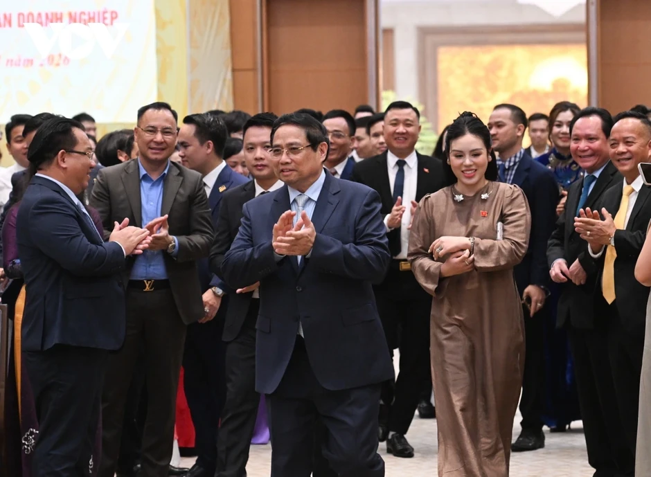 Thủ tướng kêu gọi doanh nghiệp thúc đẩy mô hình tăng trưởng mới Thủ tướng kêu gọi doanh nghiệp thúc đẩy mô hình tăng trưởng mới