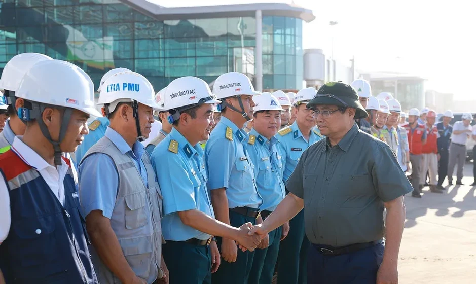 Thủ tướng: Khai thác thương mại sân bay Long Thành vào cuối năm 2026 Thủ tướng: Khai thác thương mại sân bay Long Thành vào cuối năm 2026