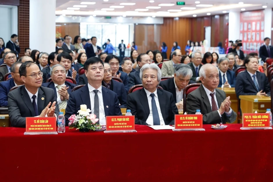 Thủ tướng: Khoa học xã hội và nhân văn là kim chỉ nam cho hoạch định đường lối Thủ tướng: Khoa học xã hội và nhân văn là kim chỉ nam cho hoạch định đường lối