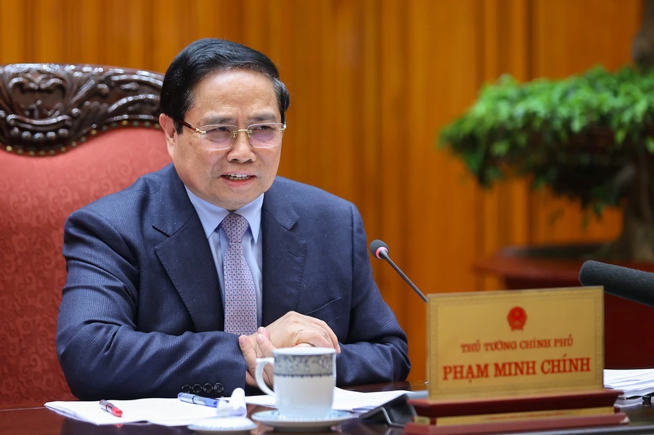 Thủ tướng: Khuyến khích người dân sử dụng phương tiện công cộng và xe điện Thủ tướng: Khuyến khích người dân sử dụng phương tiện công cộng và xe điện
