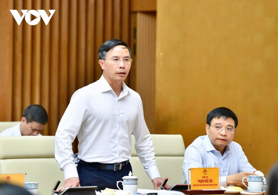 Thủ tướng: Kiên định mục tiêu tăng trưởng 2 con số trên nền tảng giữ vững ổn định