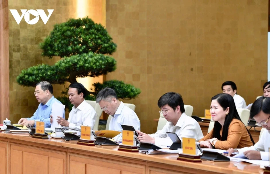 Thủ tướng: Kiên định mục tiêu tăng trưởng 2 con số trên nền tảng giữ vững ổn định