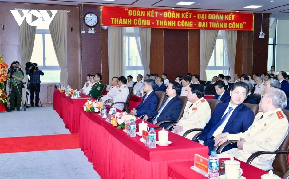Thủ tướng: Kiên quyết không để bị động, bất ngờ trước mọi loại hình tội phạm