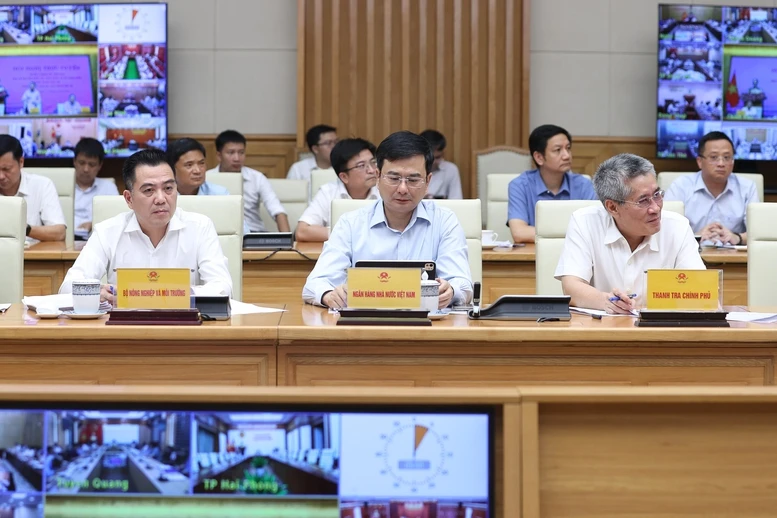 Thủ tướng: Kiên quyết không lùi tiến độ các dự án trọng điểm quốc gia nếu không có lý do chính đáng