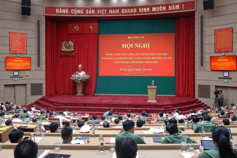 Thủ tướng: Kiến tạo môi trường an ninh, an toàn cho phát triển để đất nước bứt phá đi lên Thủ tướng: Kiến tạo môi trường an ninh, an toàn cho phát triển để đất nước bứt phá đi lên