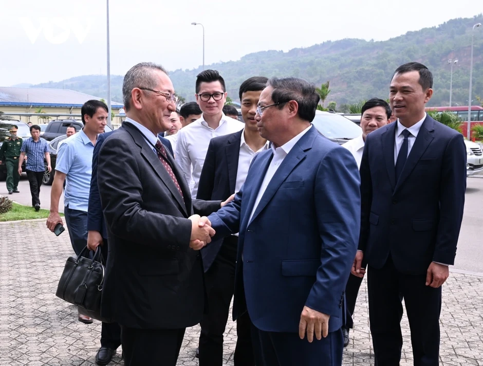 Thủ tướng làm việc tại Nhà máy Lọc hóa dầu Nghi Sơn Thủ tướng làm việc tại Nhà máy Lọc hóa dầu Nghi Sơn