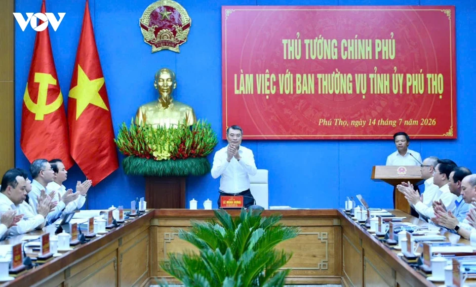 Thủ tướng làm việc với Ban Thường vụ Tỉnh uỷ Phú Thọ