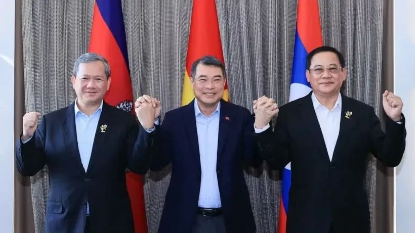 Thủ tướng Lào và Thủ tướng Campuchia sắp thăm chính thức Việt Nam và dự Diễn đàn Tương lai ASEAN Thủ tướng Lào và Thủ tướng Campuchia sắp thăm chính thức Việt Nam và dự Diễn đàn Tương lai ASEAN