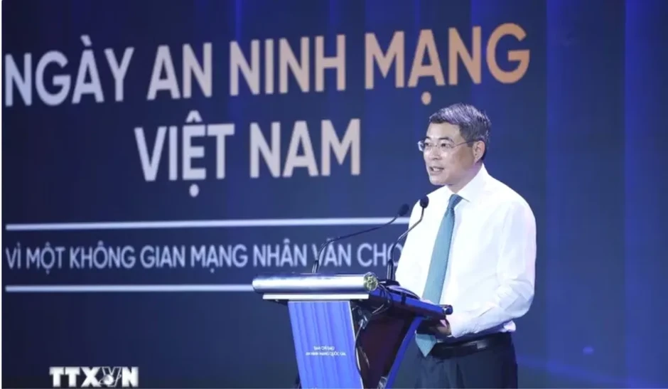 Thủ tướng Lê Minh Hưng: Bảo đảm an ninh mạng phải gắn kết giữa bảo vệ hệ thống và con người Thủ tướng Lê Minh Hưng: Bảo đảm an ninh mạng phải gắn kết giữa bảo vệ hệ thống và con người