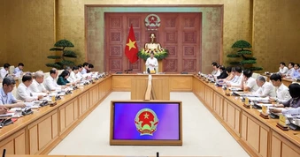 Thủ tướng Lê Minh Hưng biểu dương 3 Bộ trưởng về cải cách thủ tục hành chính