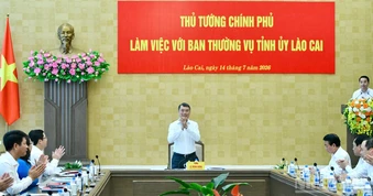 Thủ tướng Lê Minh Hưng chủ trì cuộc làm việc với Ban Thường vụ Tỉnh ủy Lào Cai