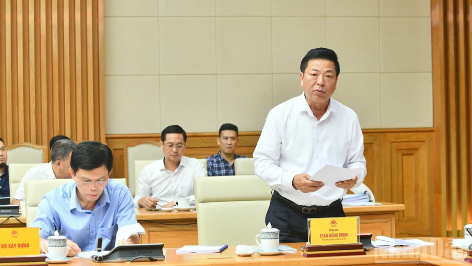 Thủ tướng Lê Minh Hưng chủ trì hội nghị trực tuyến chuyên đề về các dự án, công trình giao thông trọng điểm Thủ tướng Lê Minh Hưng chủ trì hội nghị trực tuyến chuyên đề về các dự án, công trình giao thông trọng điểm