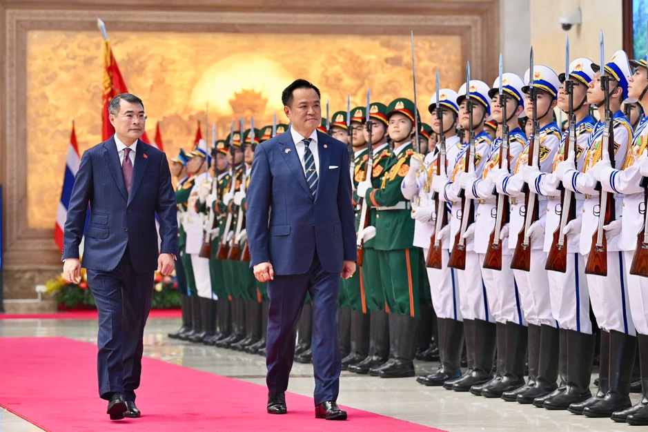 Thủ tướng Lê Minh Hưng chủ trì lễ đón chính thức Thủ tướng Thái Lan Thủ tướng Lê Minh Hưng chủ trì lễ đón chính thức Thủ tướng Thái Lan