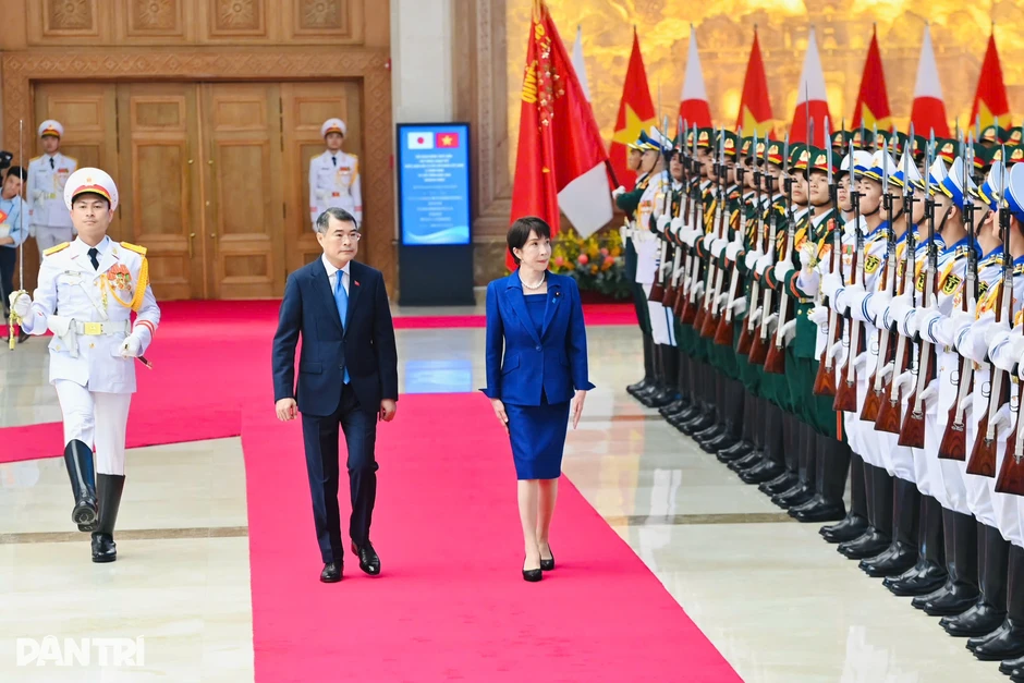 Thủ tướng Lê Minh Hưng chủ trì lễ đón Thủ tướng Nhật Bản Thủ tướng Lê Minh Hưng chủ trì lễ đón Thủ tướng Nhật Bản