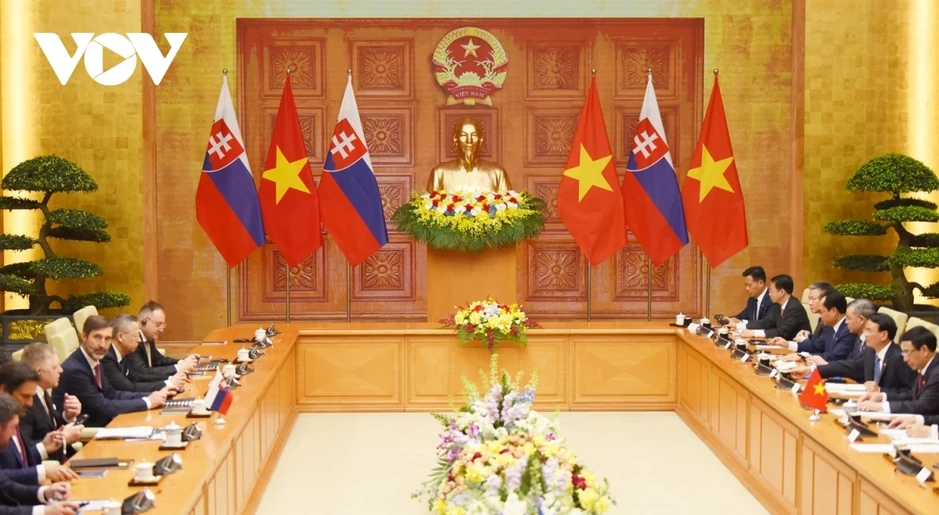 Thủ tướng Lê Minh Hưng chủ trì Lễ đón Thủ tướng Slovakia thăm chính thức Việt Nam Thủ tướng Lê Minh Hưng chủ trì Lễ đón Thủ tướng Slovakia thăm chính thức Việt Nam