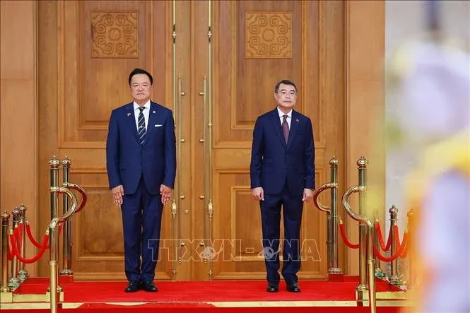 Thủ tướng Lê Minh Hưng chủ trì lễ đón trọng thể Thủ tướng Thái Lan