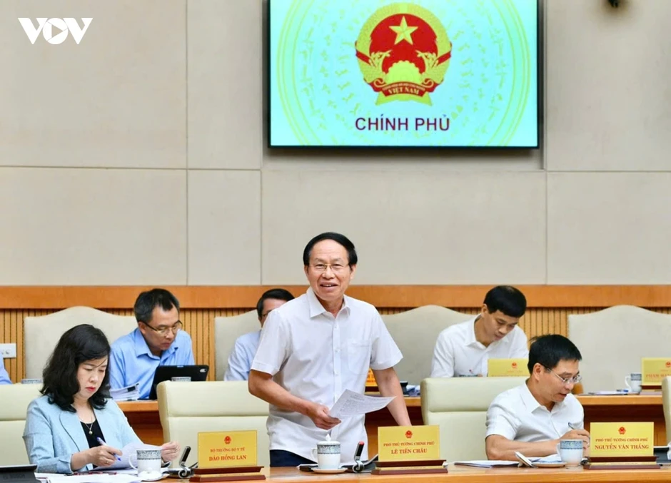 Thủ tướng Lê Minh Hưng chủ trì phiên họp chuyên đề pháp luật Thủ tướng Lê Minh Hưng chủ trì phiên họp chuyên đề pháp luật