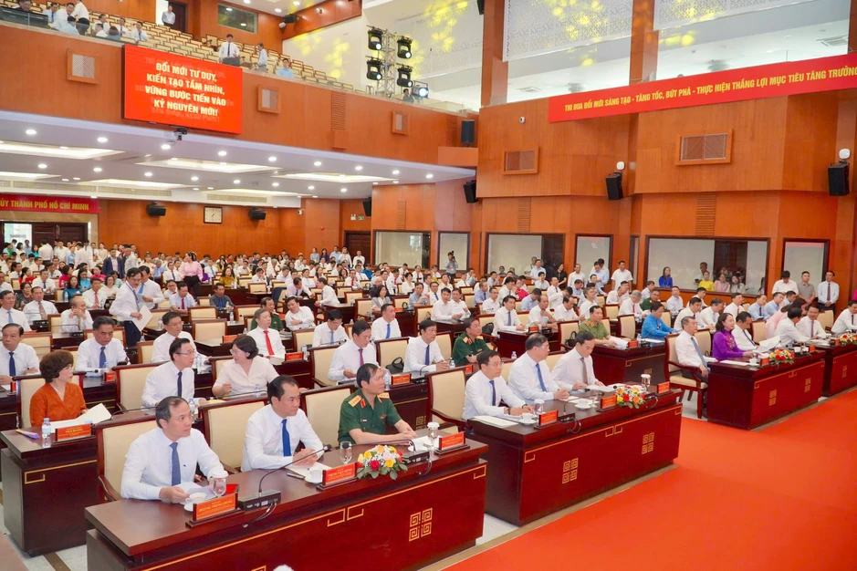 Thủ tướng Lê Minh Hưng: Để ngọn lửa thi đua trở thành sức mạnh hành động Thủ tướng Lê Minh Hưng: Để ngọn lửa thi đua trở thành sức mạnh hành động