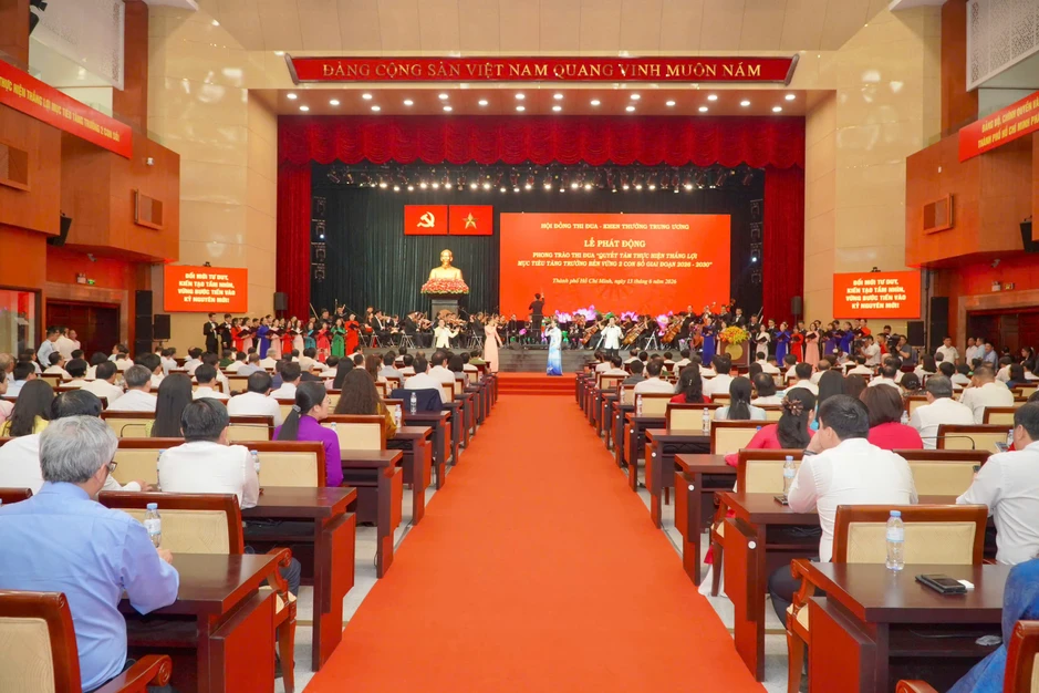 Thủ tướng Lê Minh Hưng: Để ngọn lửa thi đua trở thành sức mạnh hành động Thủ tướng Lê Minh Hưng: Để ngọn lửa thi đua trở thành sức mạnh hành động