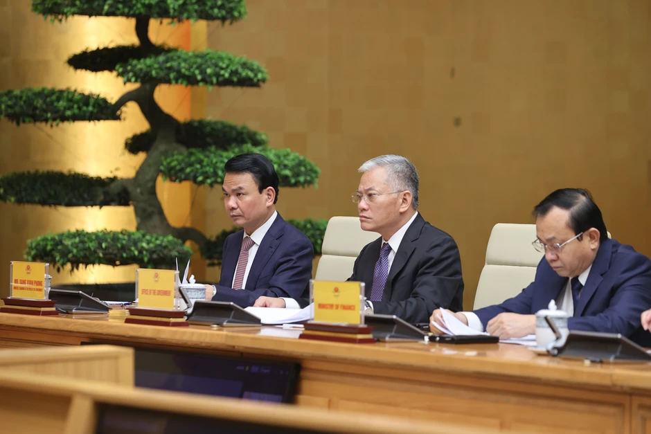 Thủ tướng Lê Minh Hưng đề xuất 3 định hướng hợp tác quan trọng tại Hội nghị AZEC mở rộng Thủ tướng Lê Minh Hưng đề xuất 3 định hướng hợp tác quan trọng tại Hội nghị AZEC mở rộng