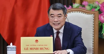 Thủ tướng Lê Minh Hưng điện đàm, đề nghị Singapore hỗ trợ xây dựng trung tâm tài chính