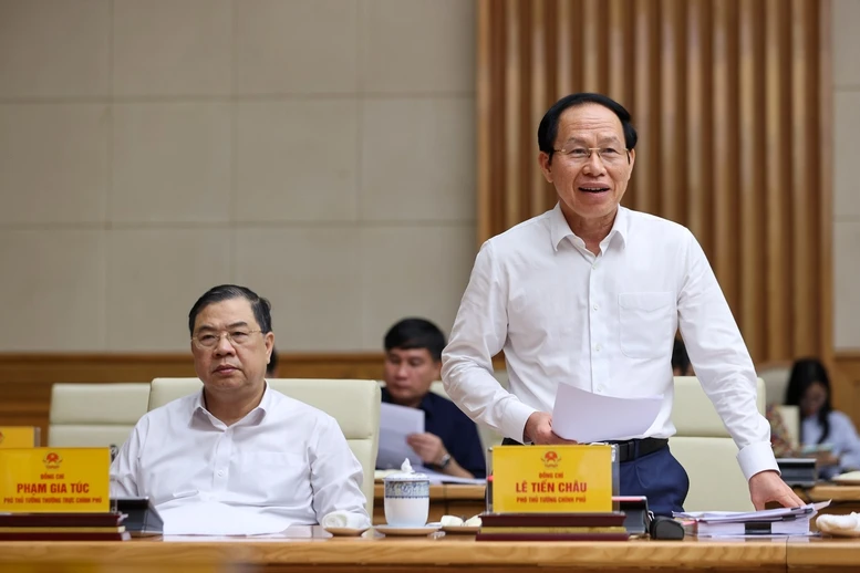 Thủ tướng Lê Minh Hưng: Đổi mới tư duy xây dựng và thi hành pháp luật là đặc biệt quan trọng Thủ tướng Lê Minh Hưng: Đổi mới tư duy xây dựng và thi hành pháp luật là đặc biệt quan trọng