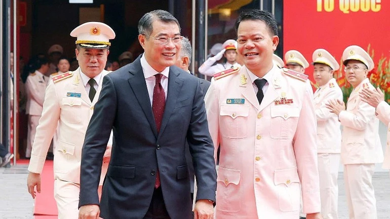 Thủ tướng Lê Minh Hưng dự kỷ niệm 80 năm truyền thống Lực lượng Cảnh sát Quản lý hành chính về trật tự xã hội Thủ tướng Lê Minh Hưng dự kỷ niệm 80 năm truyền thống Lực lượng Cảnh sát Quản lý hành chính về trật tự xã hội
