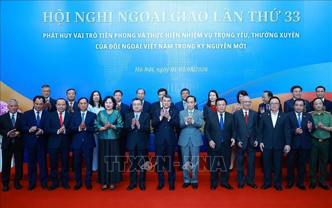 Thủ tướng Lê Minh Hưng dự Phiên toàn thể Hội nghị Ngoại giao lần thứ 33 Thủ tướng Lê Minh Hưng dự Phiên toàn thể Hội nghị Ngoại giao lần thứ 33