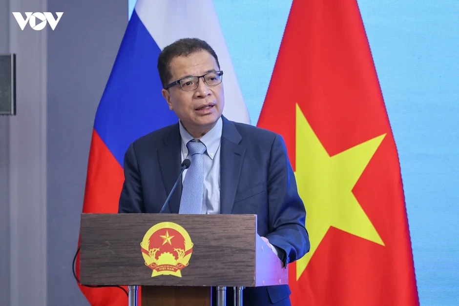 Thủ tướng Lê Minh Hưng gặp mặt các cơ quan đại diện, cộng đồng người Việt tại Nga Thủ tướng Lê Minh Hưng gặp mặt các cơ quan đại diện, cộng đồng người Việt tại Nga