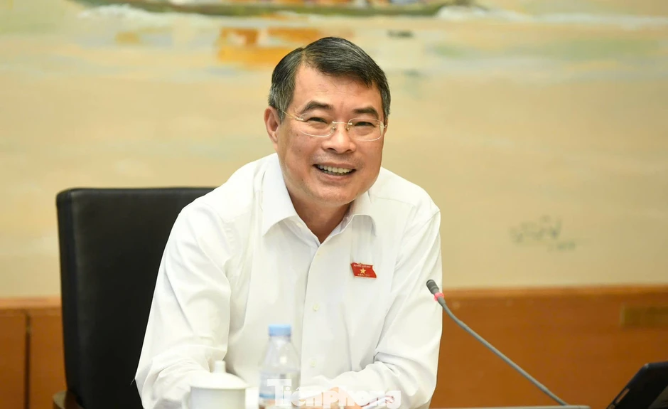 Thủ tướng Lê Minh Hưng giải đáp câu hỏi 'vì sao giá nhà cao'? Thủ tướng Lê Minh Hưng giải đáp câu hỏi 'vì sao giá nhà cao'?