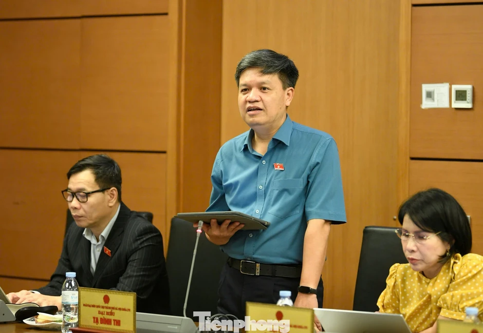 Thủ tướng Lê Minh Hưng giải đáp câu hỏi 'vì sao giá nhà cao'? Thủ tướng Lê Minh Hưng giải đáp câu hỏi 'vì sao giá nhà cao'?