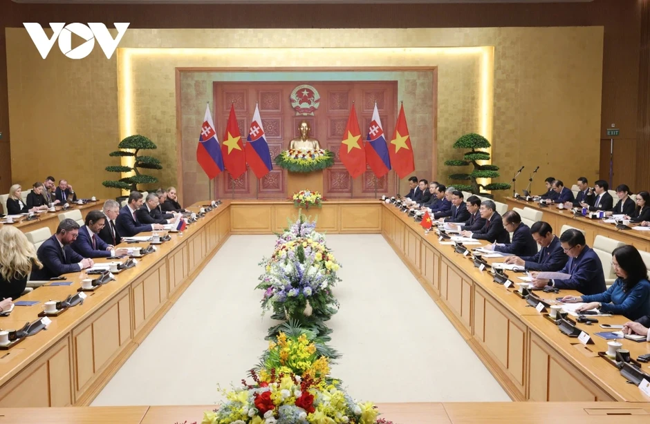 Thủ tướng Lê Minh Hưng hội đàm với Thủ tướng Cộng hòa Slovakia Robert Fico Thủ tướng Lê Minh Hưng hội đàm với Thủ tướng Cộng hòa Slovakia Robert Fico