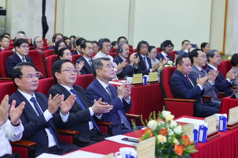 Thủ tướng Lê Minh Hưng: Khoa học công nghệ, đổi mới sáng tạo là yếu tố sống còn để hiện thực hóa khát vọng phát triển đất nước