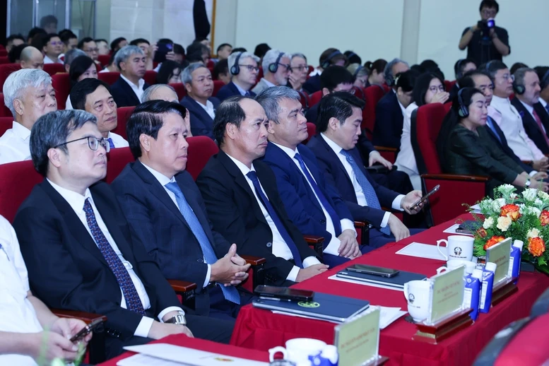 Thủ tướng Lê Minh Hưng: Khoa học công nghệ, đổi mới sáng tạo là yếu tố sống còn để hiện thực hóa khát vọng phát triển đất nước
