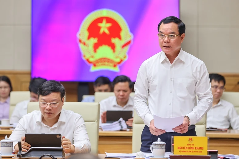 Thủ tướng Lê Minh Hưng làm việc 3 bộ, cơ quan về các nhiệm vụ trọng tâm thời gian tới Thủ tướng Lê Minh Hưng làm việc 3 bộ, cơ quan về các nhiệm vụ trọng tâm thời gian tới