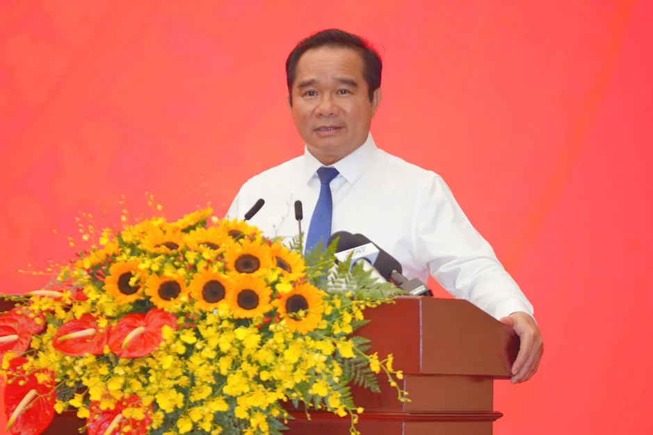 Thủ tướng Lê Minh Hưng làm việc với TPHCM Thủ tướng Lê Minh Hưng làm việc với TPHCM