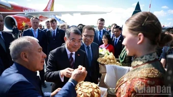 Thủ tướng Lê Minh Hưng lên đường dự Hội nghị Cấp cao ASEAN-Nga trên chuyến bay thương mại Vietjet